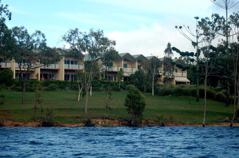 Tinaroo Lake Resort - Your Accommodation 2