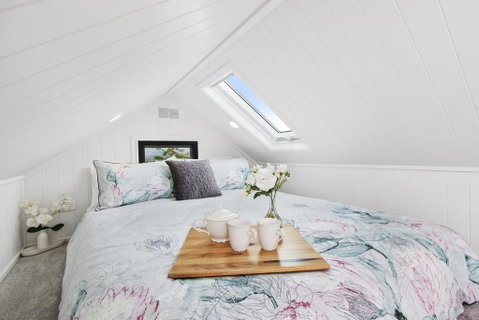 TINY HOME......BIG Views - Your Accommodation 1