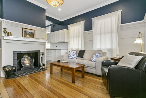 Toria Views - Your Accommodation 2