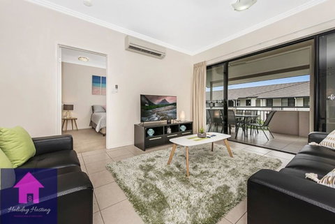 Townsville Luxury Spacious Apt 3 BR-2BTH Pools - Your Accommodation 1