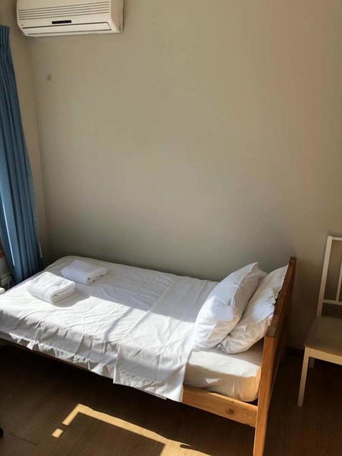 Traveler's Affordable Studio Unit (Beverly Hills) - Your Accommodation 3