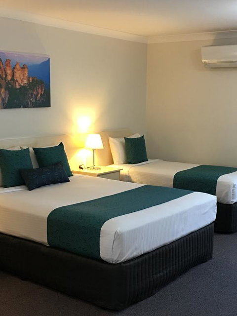 Tuckerbox Motor Inn - Your Accommodation 1