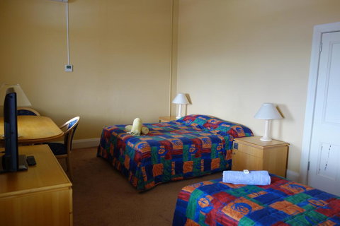 Tumut Star Hotel - Your Accommodation 3