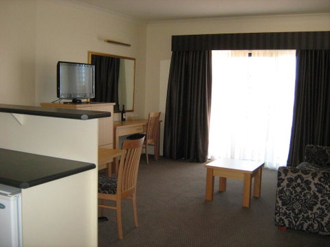 Turners Vineyard Motel - Your Accommodation 1