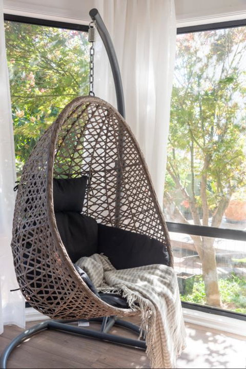 ULTRA SPACIOUS STYLISH HOME IN PRESTONS - SYDNEY - Your Accommodation 3