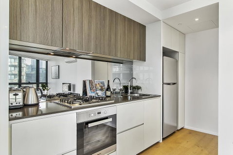 Ultra-Modern Luxury With Views At Kai Waterfront - Your Accommodation 3