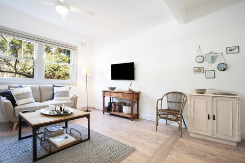 Unit 1/52 Mount St - Aquarium- Ground Floor Home 5 Mins Walk To Beach - Your Accommodation 2