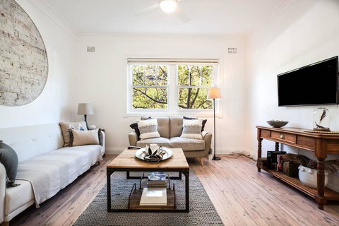 Unit 1/52 Mount St - Aquarium- Ground Floor Home 5 Mins Walk To Beach - Your Accommodation 0