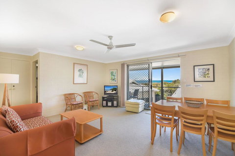 Unit 3 At 4 Pelican Street, Peregian Beach, Noosa Shire - Your Accommodation 1