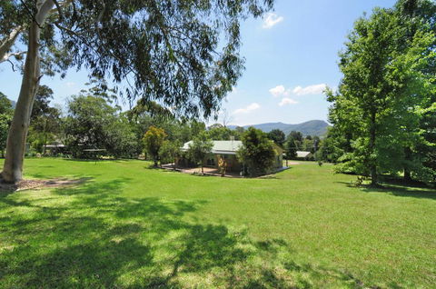 Valley Haven - 3 Bedrooms Close To The Village! - Your Accommodation 0
