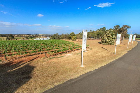 Verona Vineyard Cottage - Your Accommodation 2