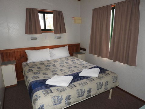 Victoria Lake Holiday Park - Your Accommodation 1