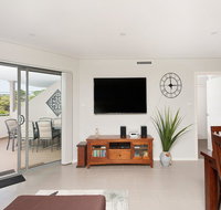 Villa Serene  Fingal Bay - Your Accommodation