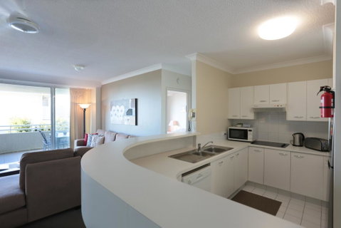 Visit The Cote D'Azur In Sunshine Beach - Your Accommodation 2