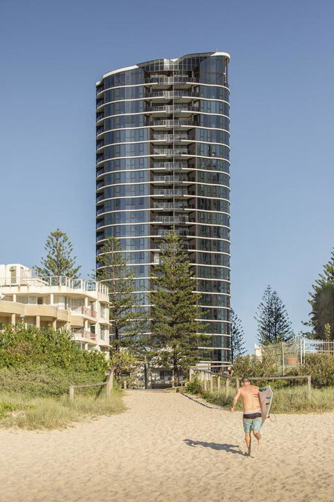 Vue Broadbeach - Your Accommodation 3