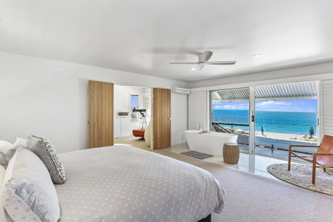 Walking On Sunshine - Your Accommodation 3