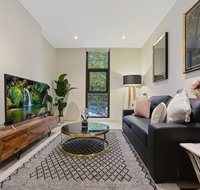 Walking to Darling Harbour ICCQVB Shopping Mall - Your Accommodation