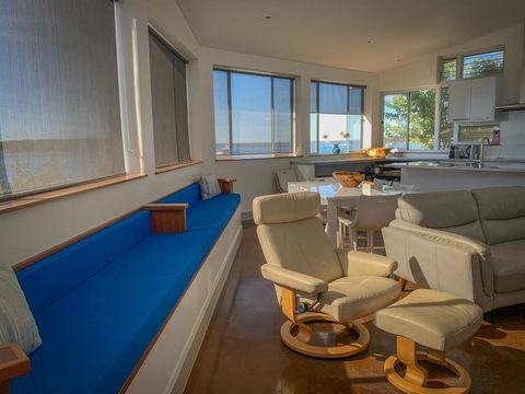 Walshys Shack - Your Accommodation 2