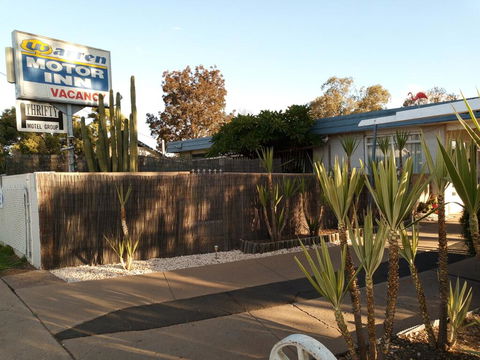 Warren Motor Inn - Your Accommodation 0