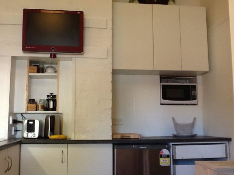 Redruth Cottage - Your Accommodation 15