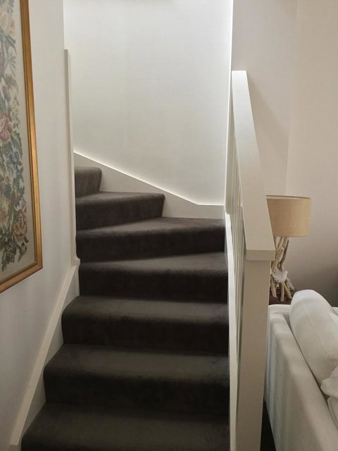 Redruth Cottage - Your Accommodation 2
