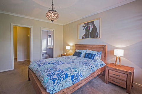Nautical Rise Torquay - Your Accommodation 12
