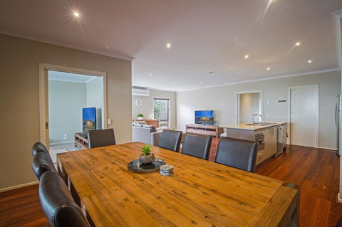 Nautical Rise Torquay - Your Accommodation 9