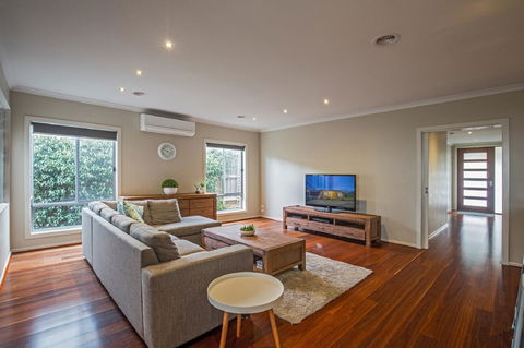 Nautical Rise Torquay - Your Accommodation 0