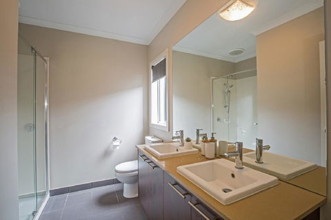 Nautical Rise Torquay - Your Accommodation 14