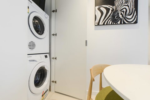 The Canvas Apartment Hotel - Your Accommodation 41