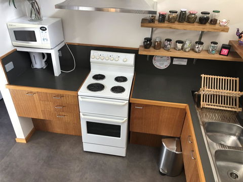 The PC Cottage - Your Accommodation 18