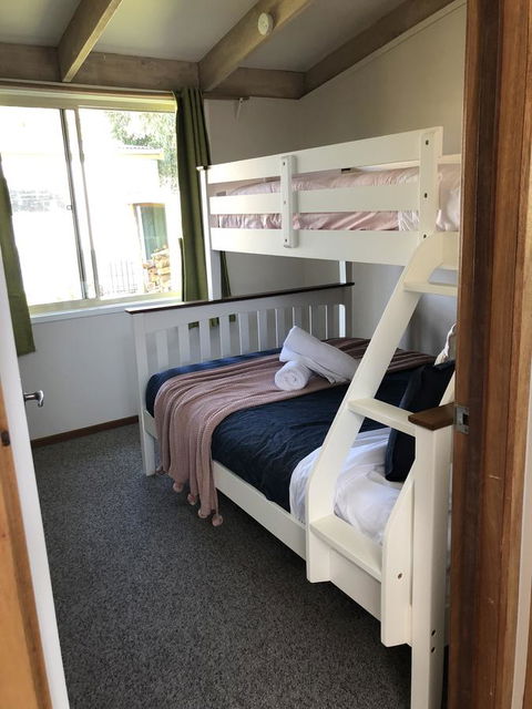 The PC Cottage - Your Accommodation 14