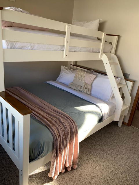 The PC Cottage - Your Accommodation 3