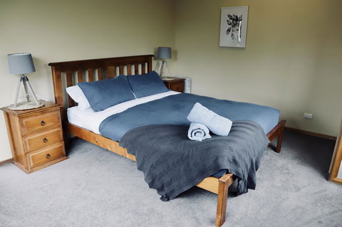 Red Ceder Cottage - Great Ocean Road - Port Campbell - Your Accommodation 2