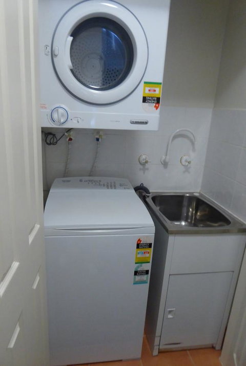 Lifestyle Apartments At Ferntree - Your Accommodation 23