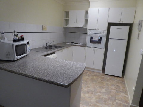 Lifestyle Apartments At Ferntree - Your Accommodation 20