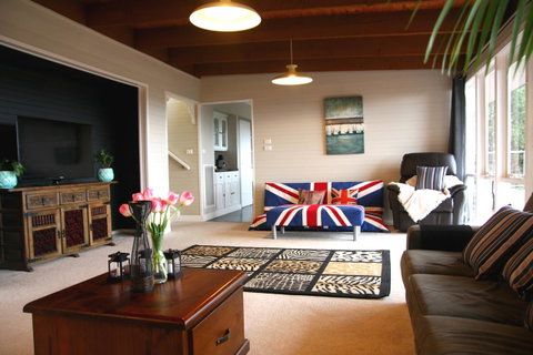 Beautiful View House - Your Accommodation 3