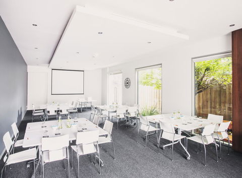 Punthill Williamstown - Your Accommodation 24