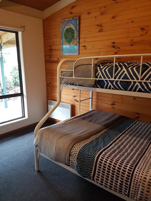 Wahroonga - Your Accommodation 9