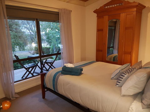 Wahroonga - Your Accommodation 5