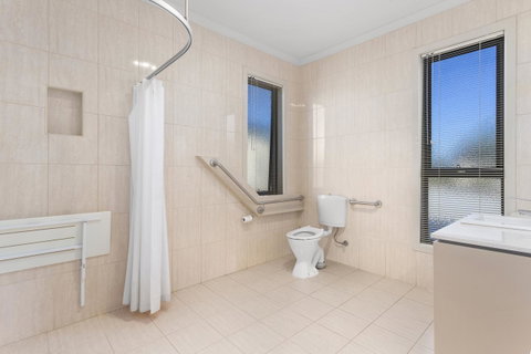 Quality Hotel Point Cook - Your Accommodation 13