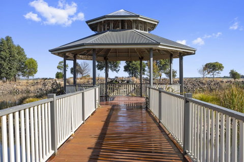 Quality Hotel Point Cook - Your Accommodation 4