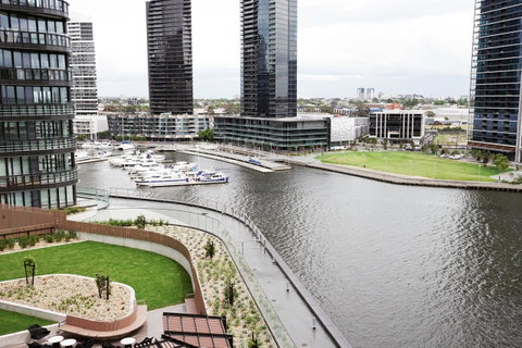 Auzzie Apartments Docklands, Melbourne - Your Accommodation 20