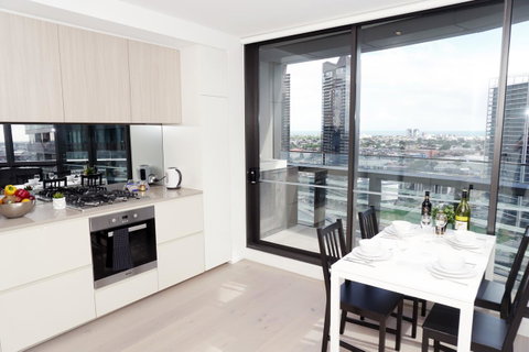 Auzzie Apartments Docklands, Melbourne - Your Accommodation 32