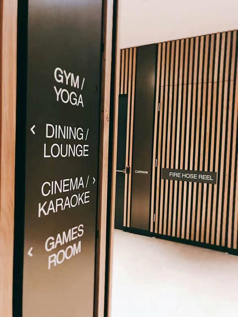 Auzzie Apartments Docklands, Melbourne - Your Accommodation 4