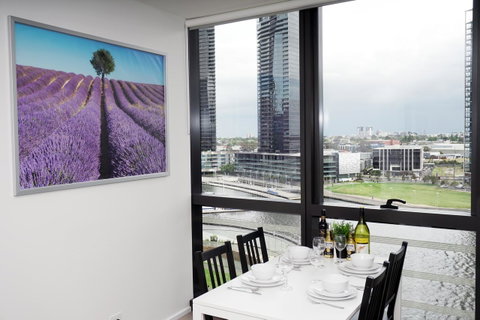 Auzzie Apartments Docklands, Melbourne - Your Accommodation 27