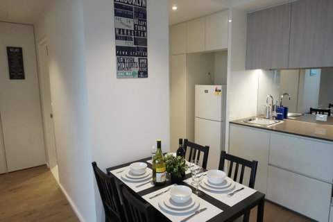 Auzzie Apartments Docklands, Melbourne - Your Accommodation 40