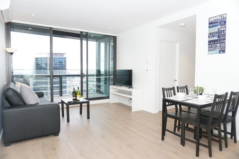 Auzzie Apartments Docklands, Melbourne - Your Accommodation 39