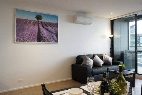 Auzzie Apartments Docklands, Melbourne - Your Accommodation 38