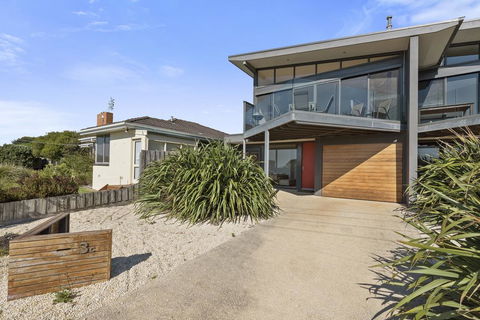 Beach And Reef - Your Accommodation 8